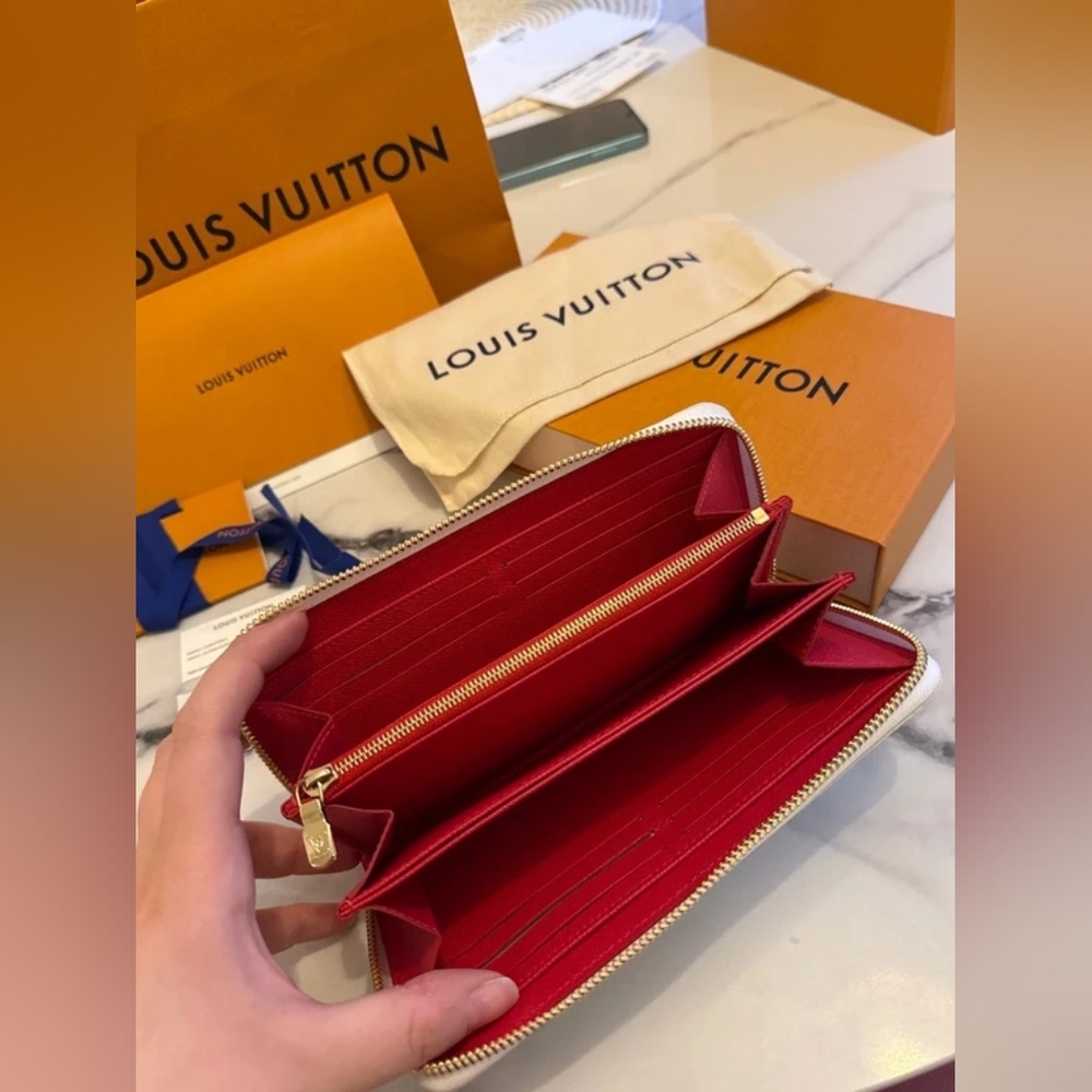 Louis Vuitton Zippy Wallet Cherry - Picture 7 of 12